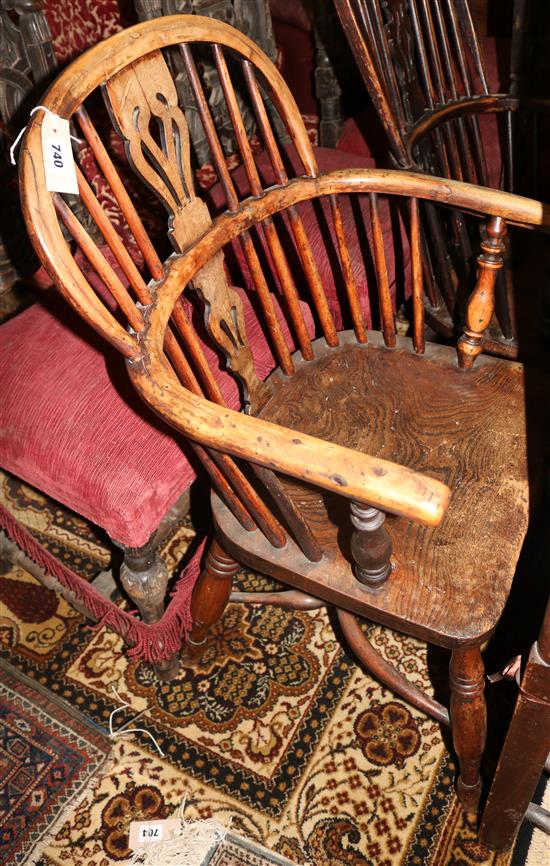 Victorian yew and elm low-back Windsor armchair